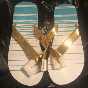 NWT Lane Bryant sandal 9/10